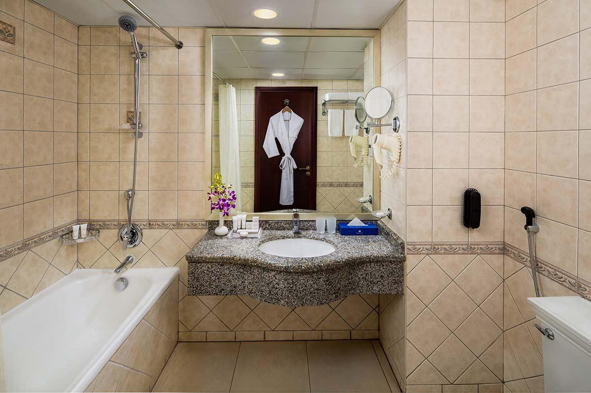 Savoy Crest Hotel Apartments Dubai Exterior photo